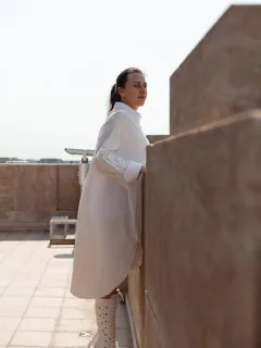 Effortless Elegance: Minimalist Outfit Ideas for Women - Cover Image