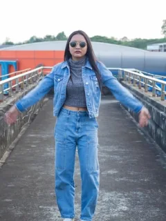 Latest Denim Trends: From Skinny to Wide-Leg Jeans & Styling Tips - Cover Image