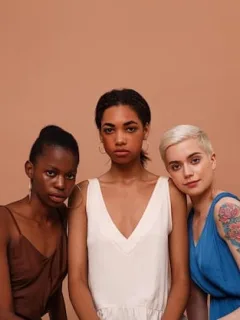Color Theory for Fashion: Flattering Colors for Your Skin Tone - Cover Image
